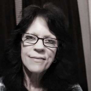 Meet your Posher, Traci